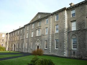 国立梅努斯大学计算机专业享誉欧洲