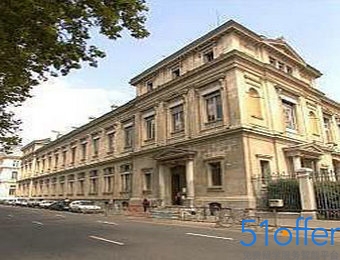 去法国留学就业前景好的三大专业