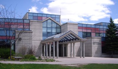 加拿大安省中学评分前13名