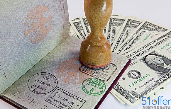 有新西兰居住类签证,或持有有效的澳大利亚永久居留签证(包括当前