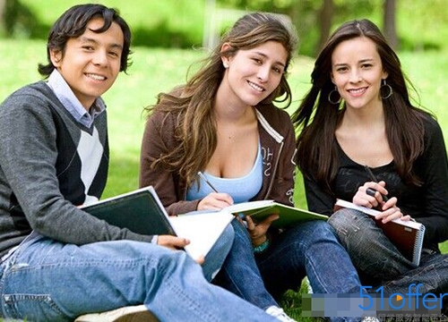 英国留学文科生热门专业推荐