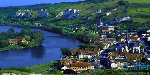 法国留学商科名校奖学金申请要点是什么