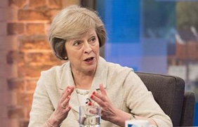 英国“铁娘子”特雷莎梅姨坦言将控制移民 稳定在10万以下